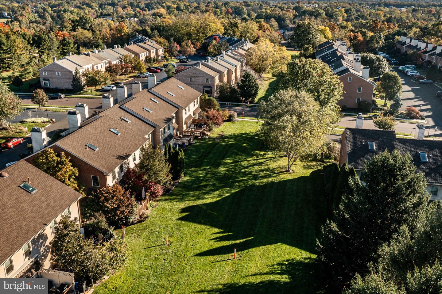 4039 Lantern Ln # Property Photo 33