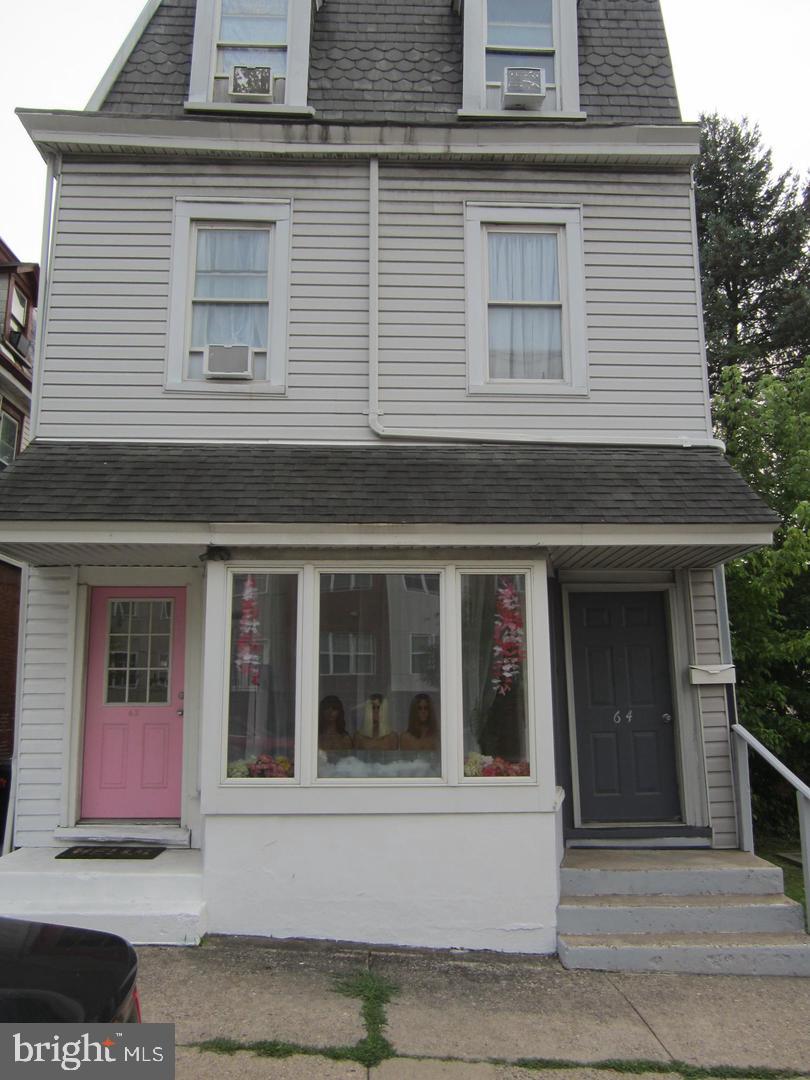 64 N York Rd Property Photo 4