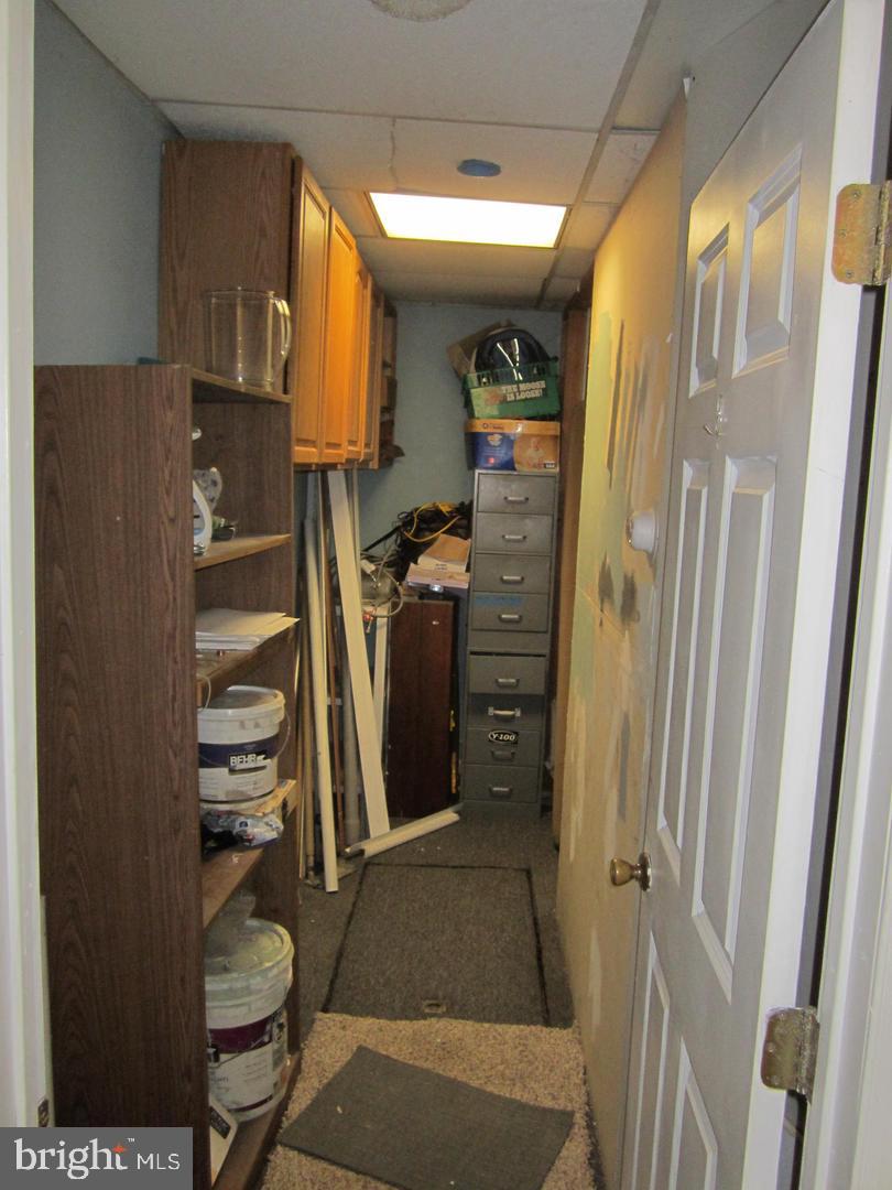 64 N York Rd Property Photo 18
