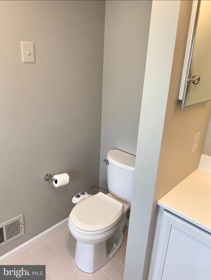 43 Essex Ct Property Photo 23