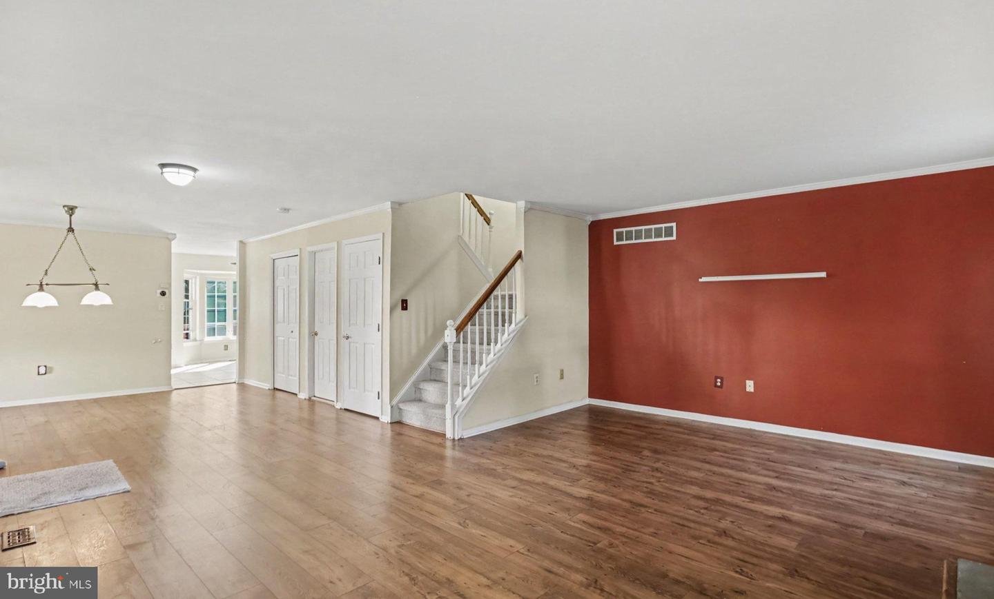 2606 Grant Ct # Property Photo 3