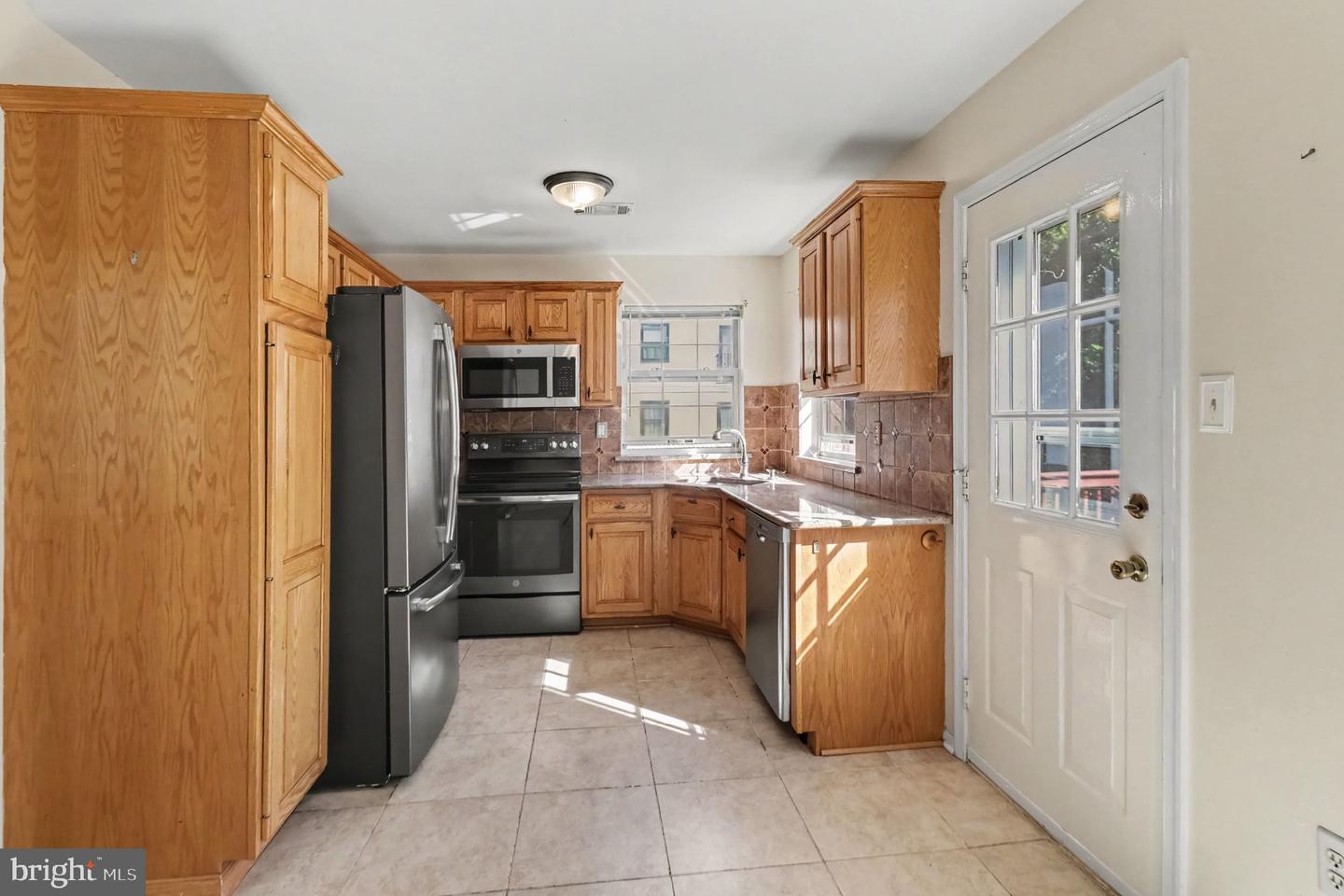 2606 Grant Ct # Property Photo 8