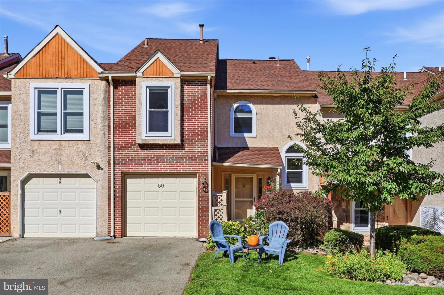 50 WHITE PINE CT # Property Photo 1