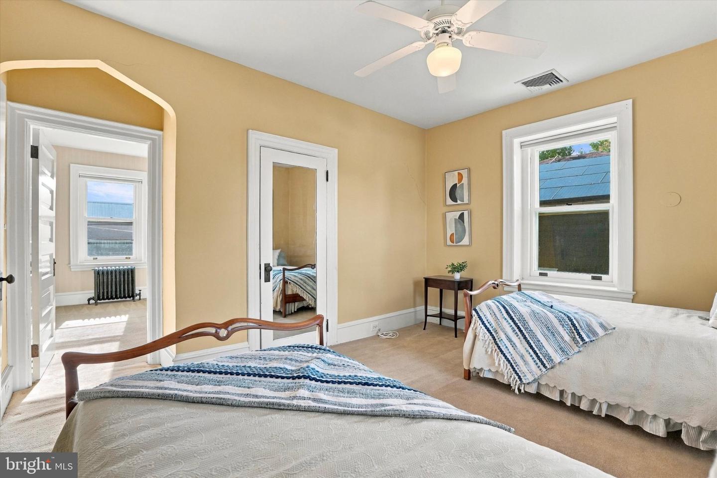 2363 Oakdale Ave # Property Photo 42