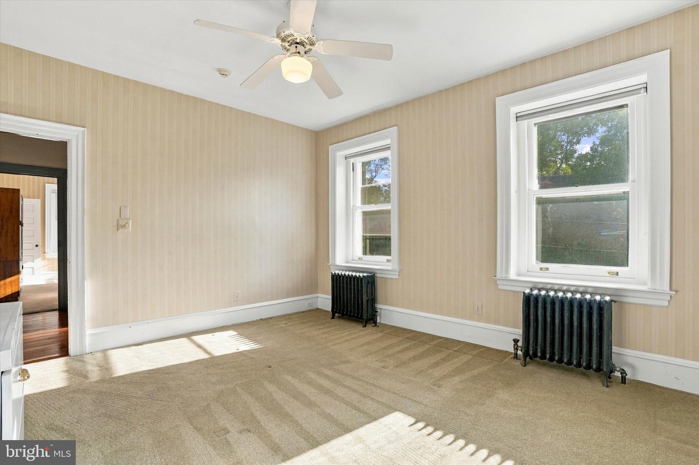 2363 Oakdale Ave # Property Photo 45