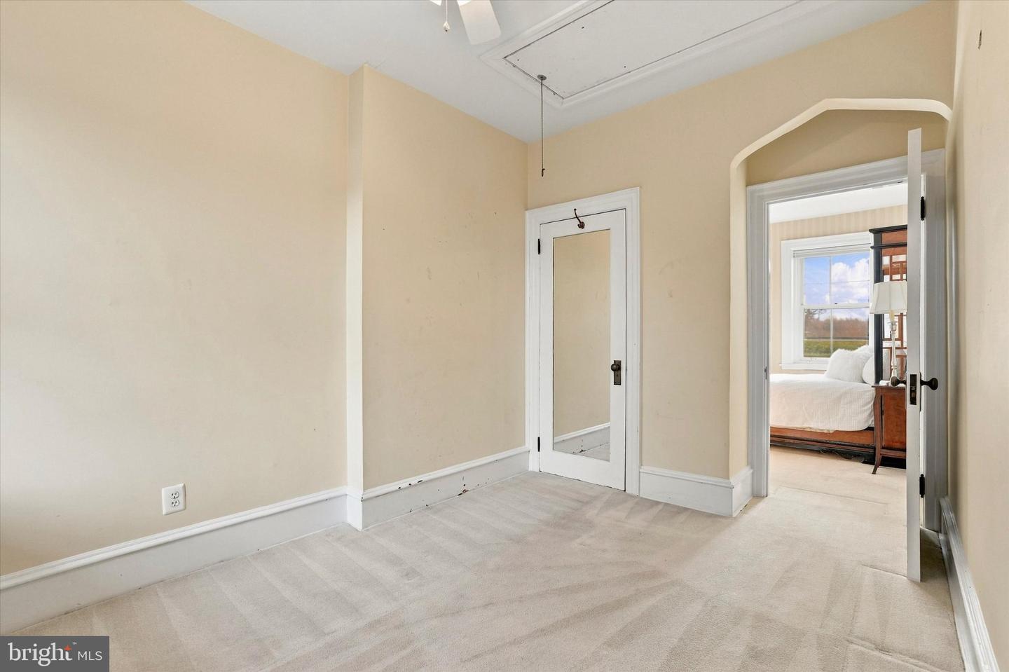 2363 Oakdale Ave # Property Photo 48
