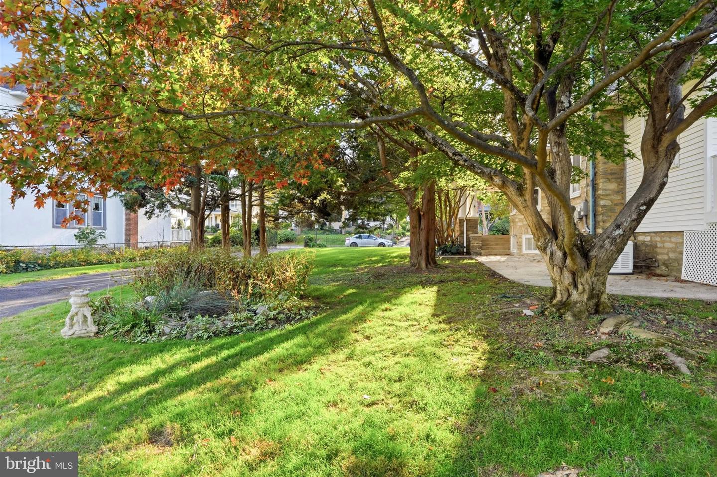 2363 Oakdale Ave # Property Photo 60