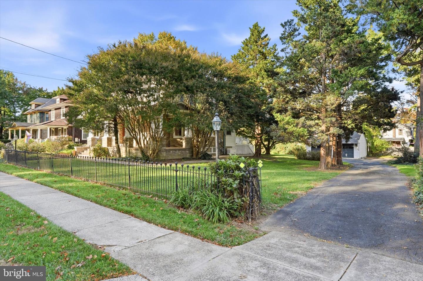 2363 Oakdale Ave # Property Photo 61