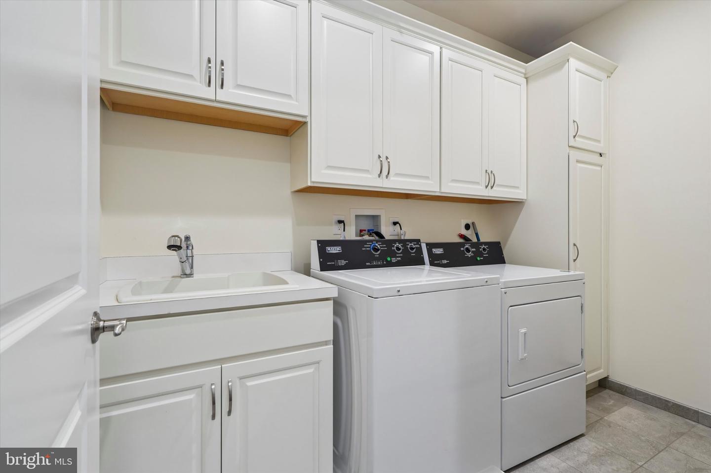 6060 Creekside Dr Property Photo 15