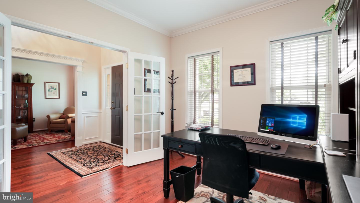 144 Tudor Dr # Property Photo 11