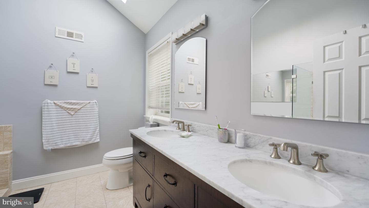 144 Tudor Dr # Property Photo 27