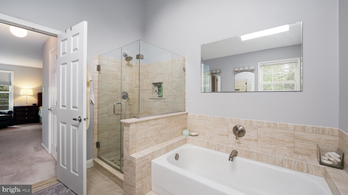 144 Tudor Dr # Property Photo 28