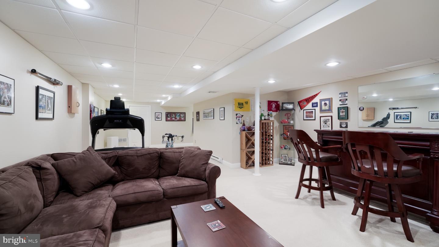 144 Tudor Dr # Property Photo 37