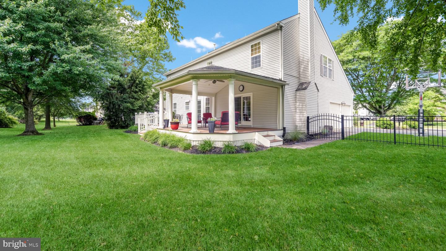 144 Tudor Dr # Property Photo 46