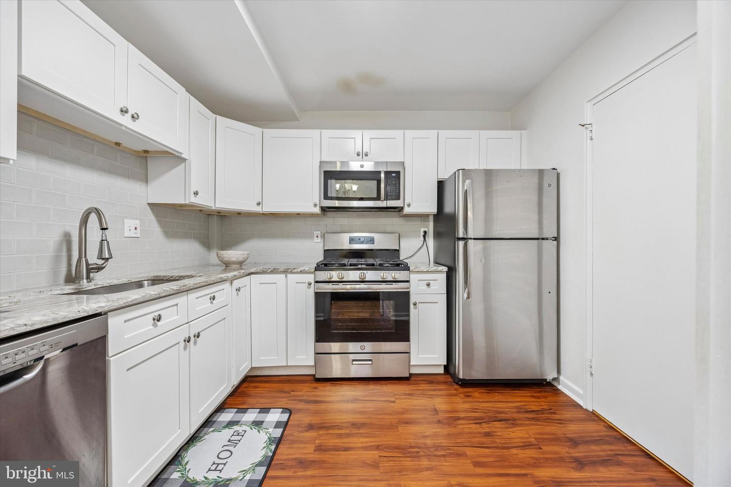 346 E Lancaster Ave #114 Property Photo 11