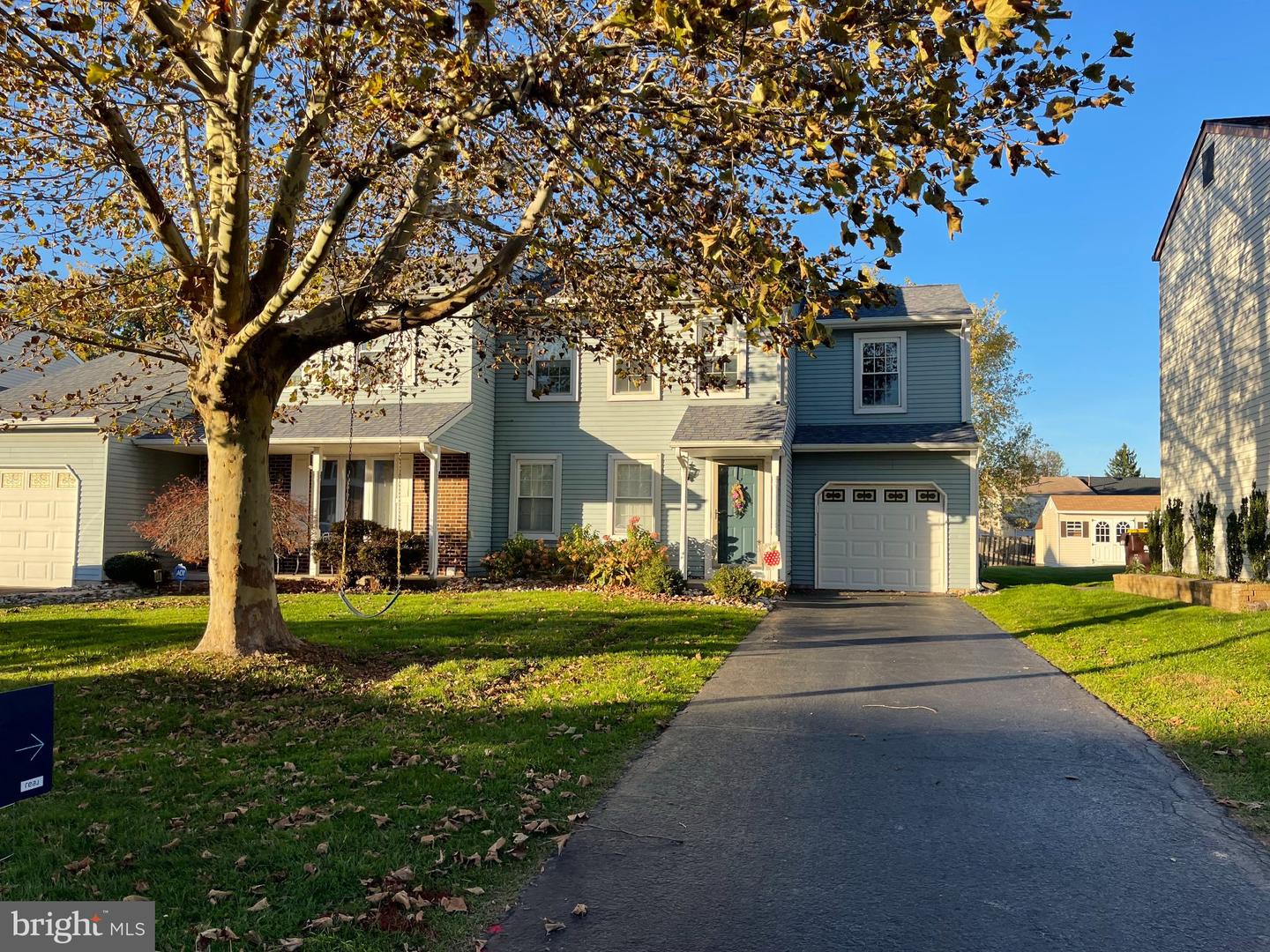 10 Steeplechase Cir # Property Photo 1