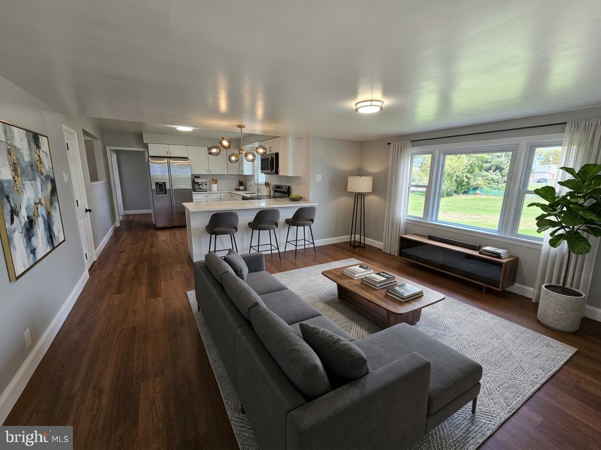 335 Tanner Ave # Property Photo 7