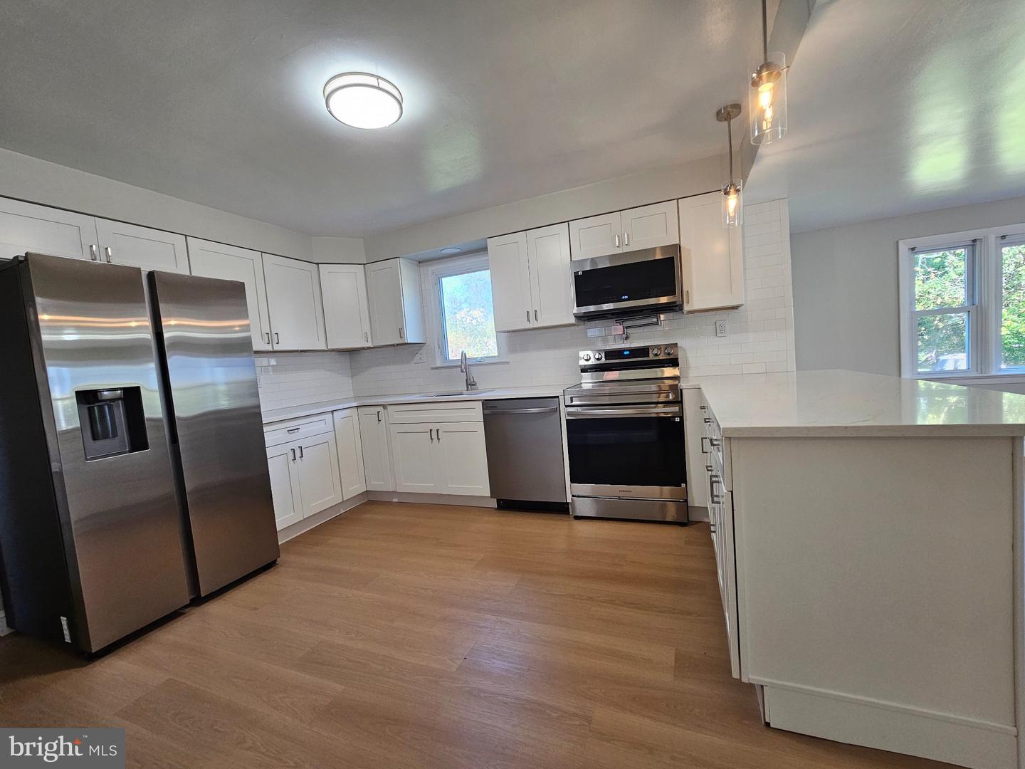 335 Tanner Ave # Property Photo 8