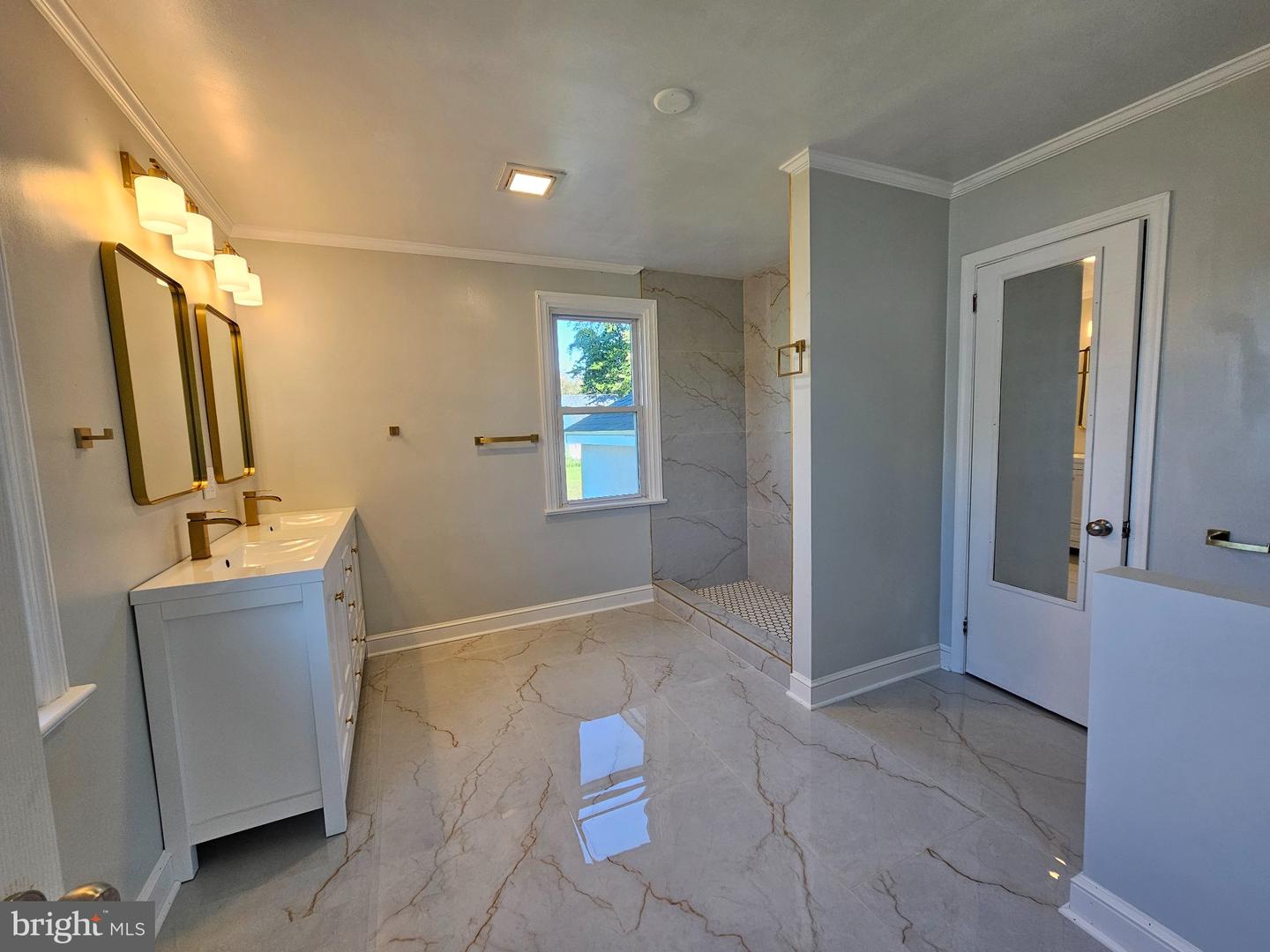 335 Tanner Ave # Property Photo 21