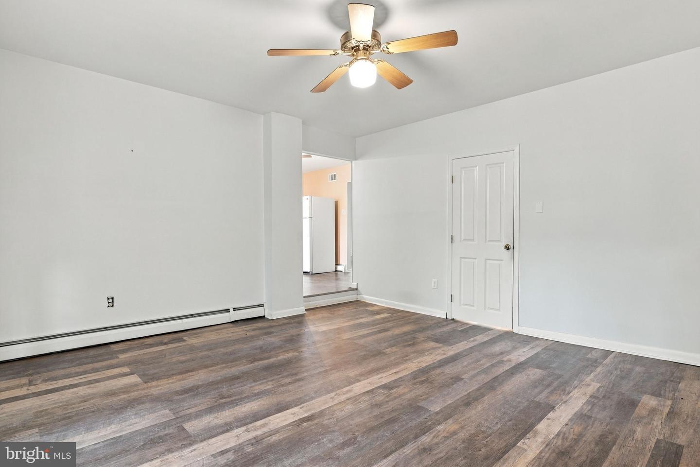 205 Colonial Ave # Property Photo 10