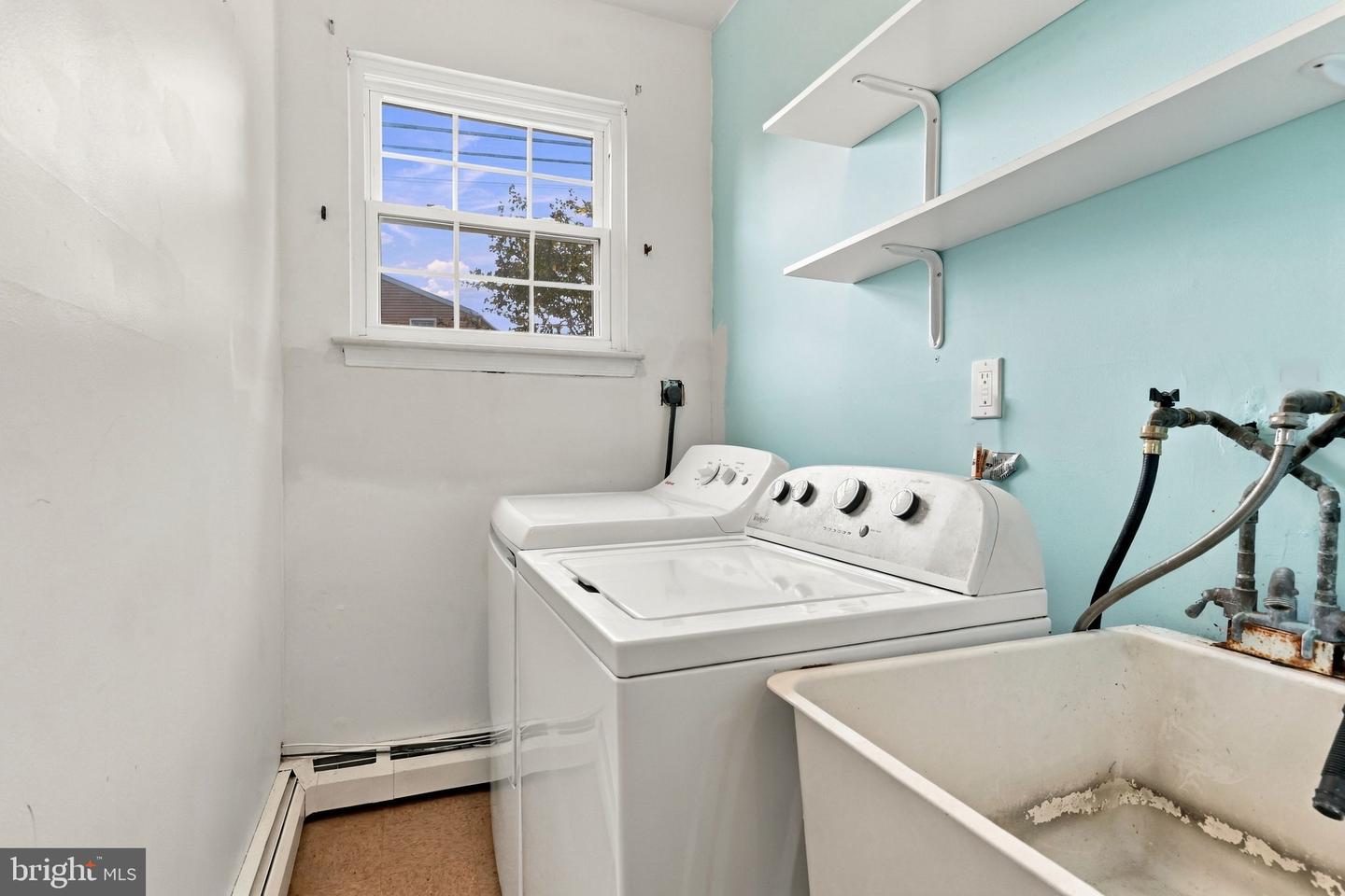 205 Colonial Ave # Property Photo 14