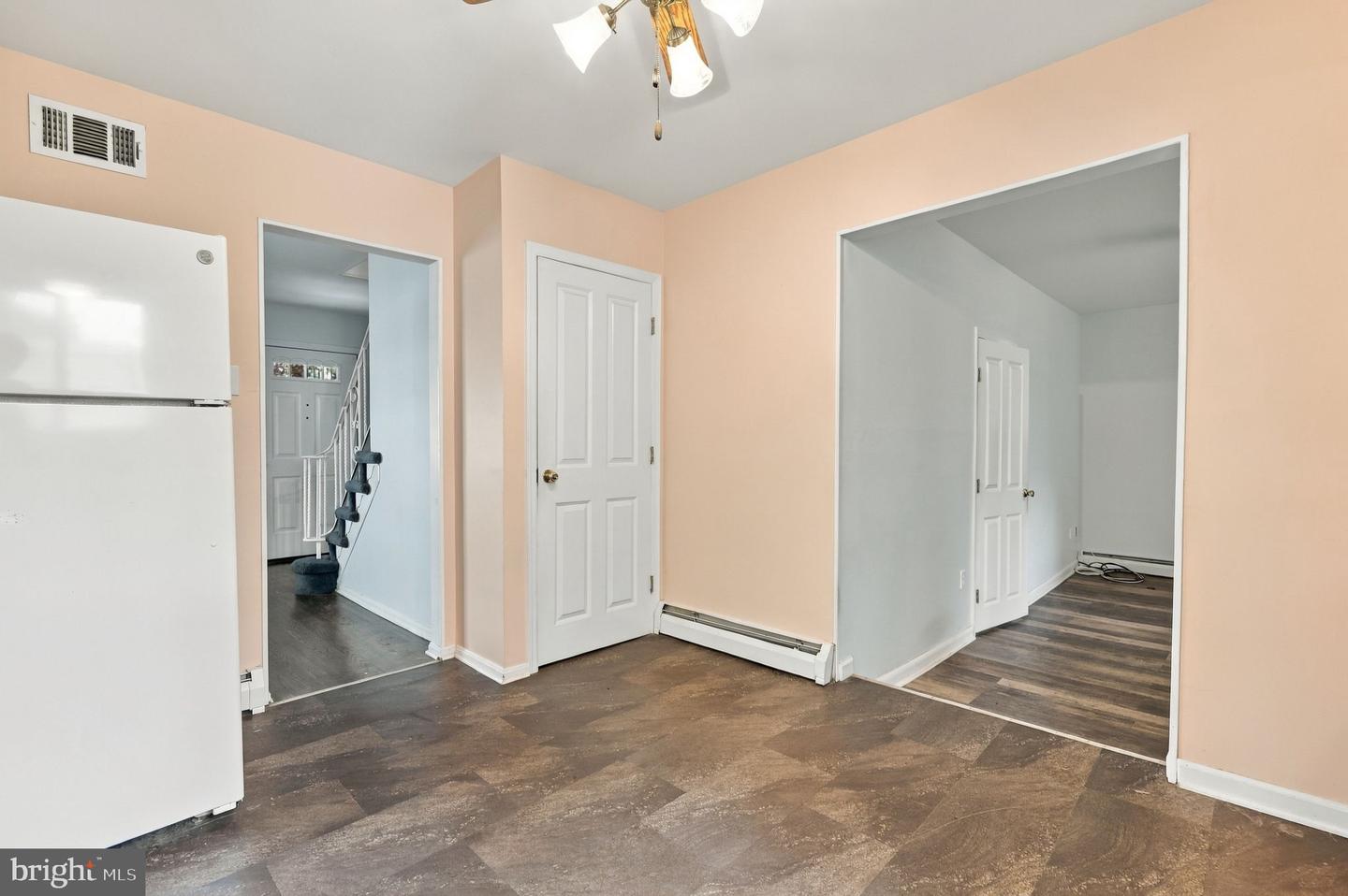 205 Colonial Ave # Property Photo 18