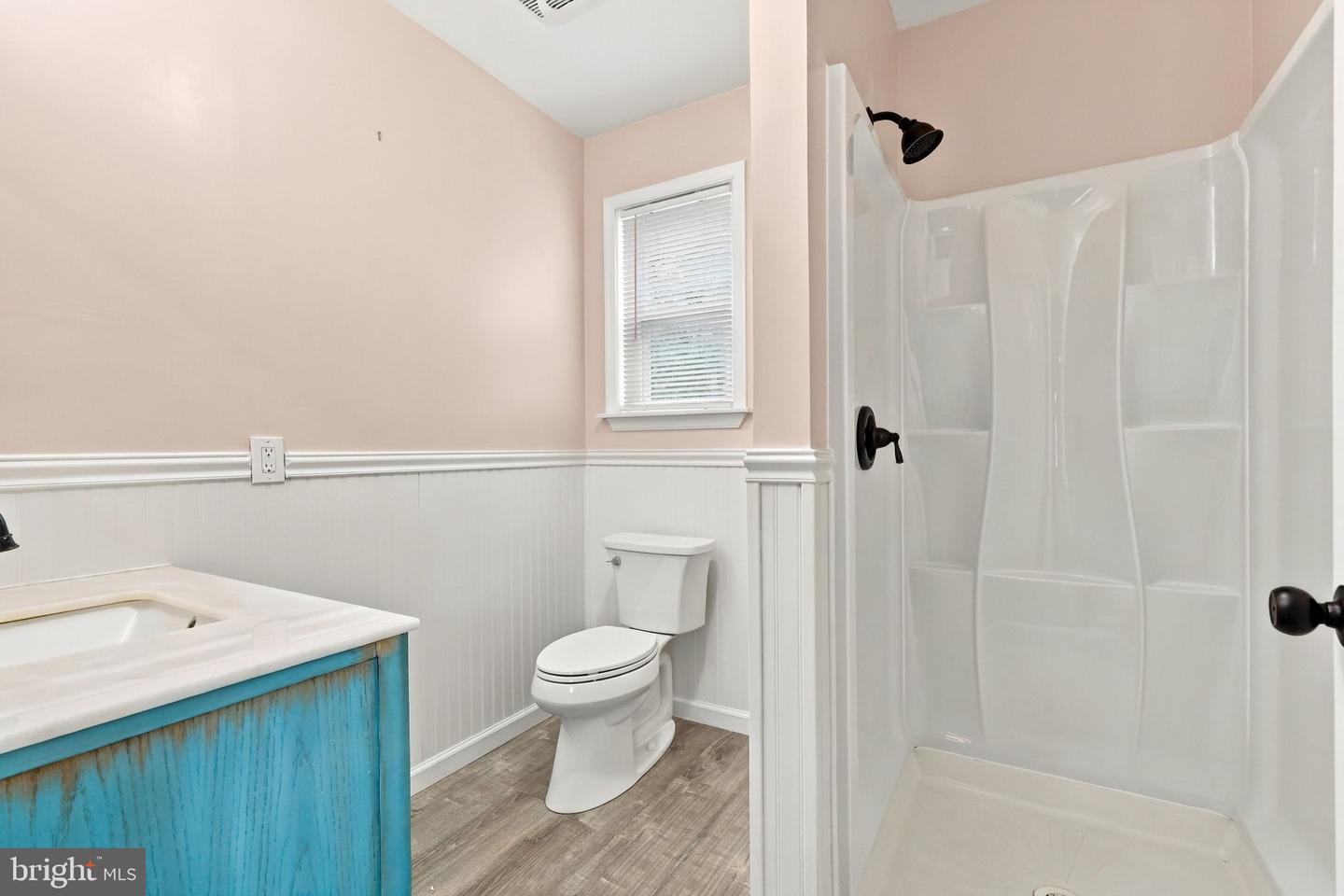 205 Colonial Ave # Property Photo 25