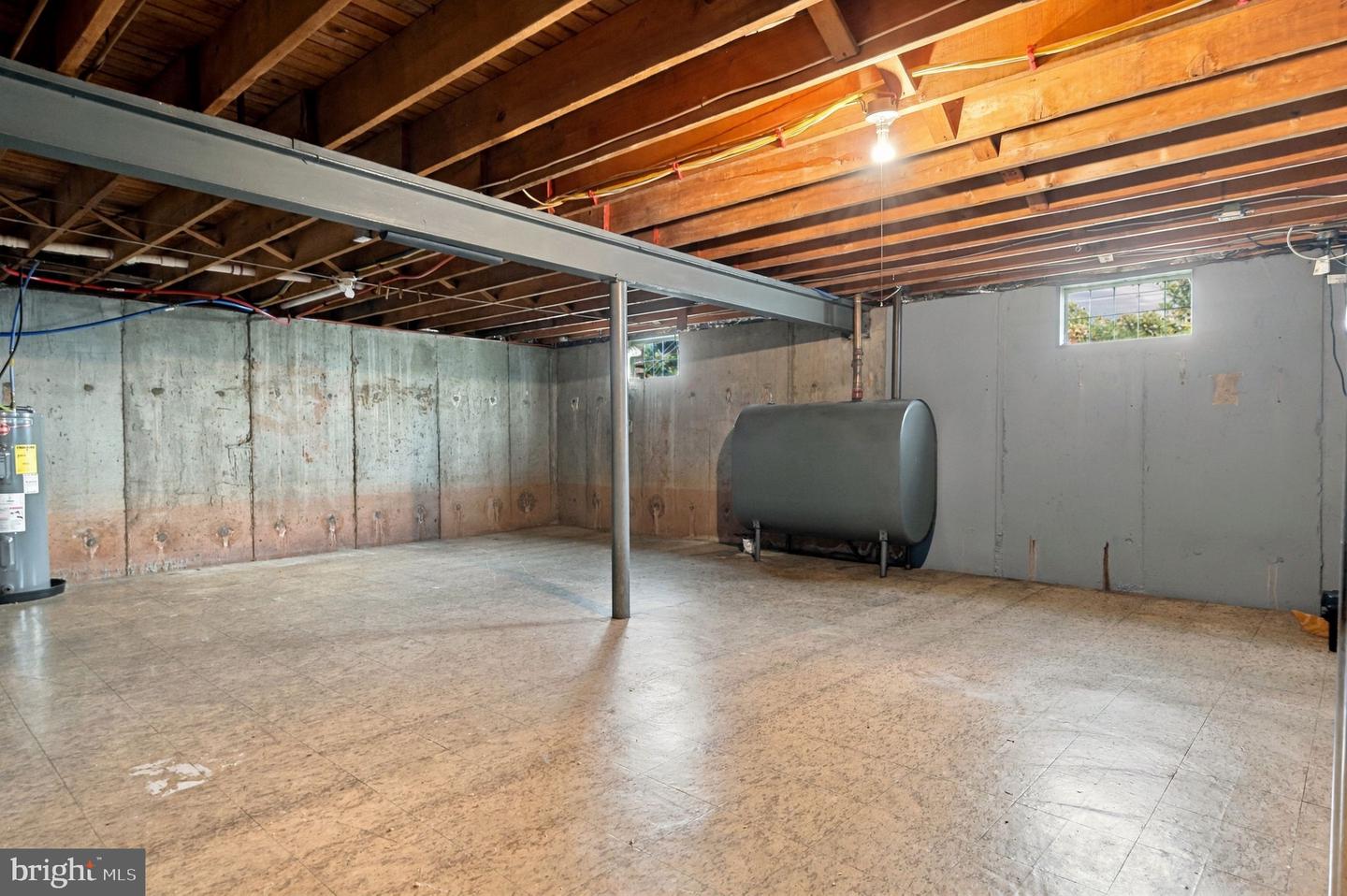 205 Colonial Ave # Property Photo 38