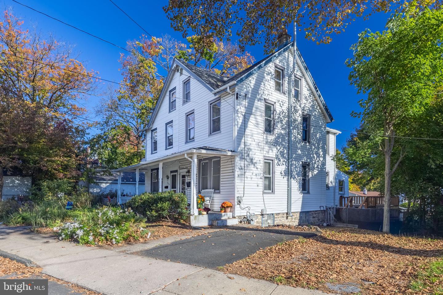 455 Crest Ave Property Photo 1