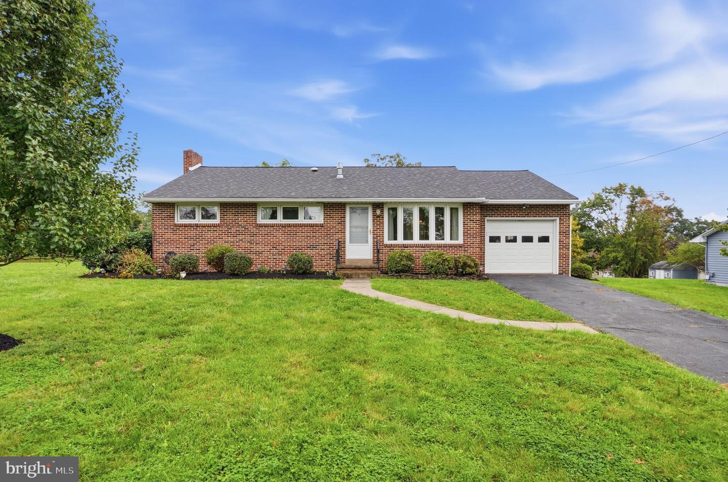 1382 Kauffman Rd # Property Photo 1