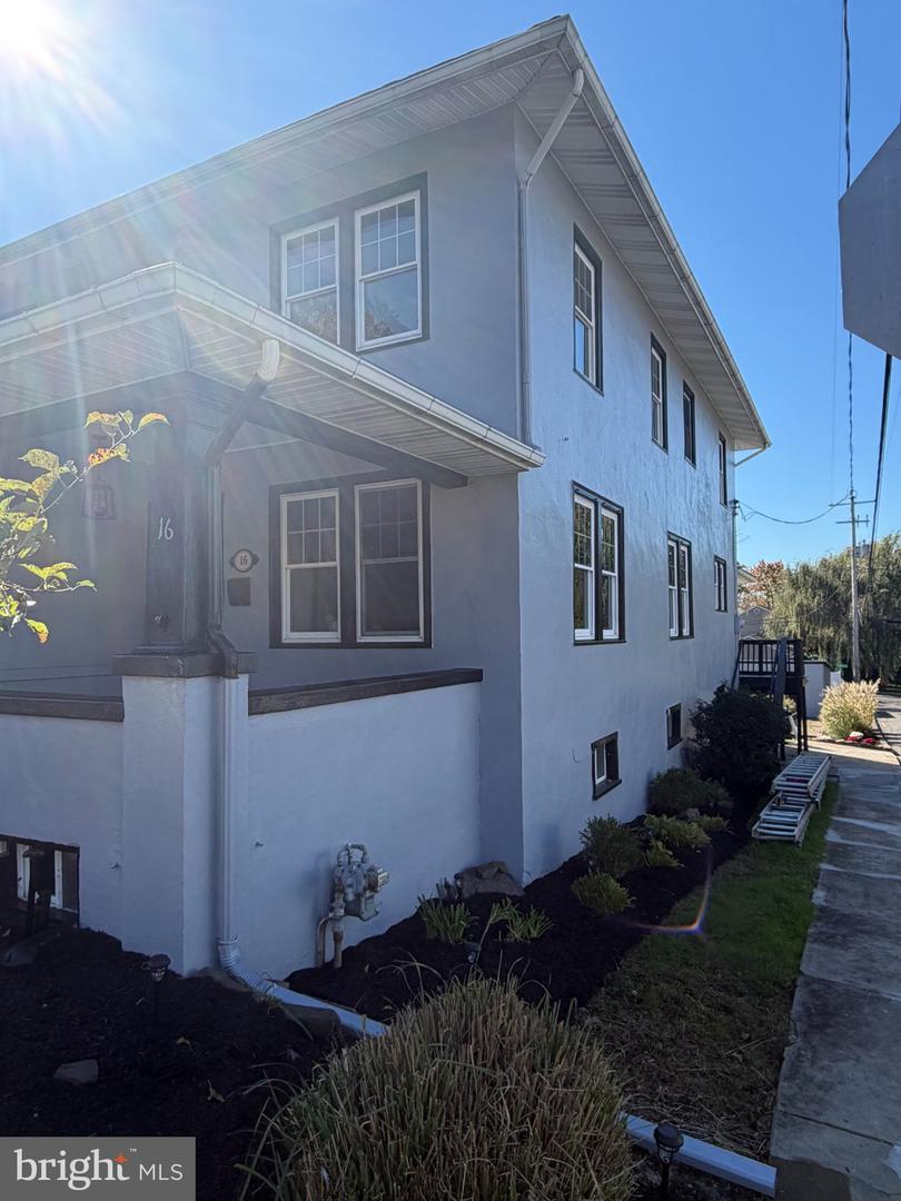 16 Cherry St # Property Photo 2