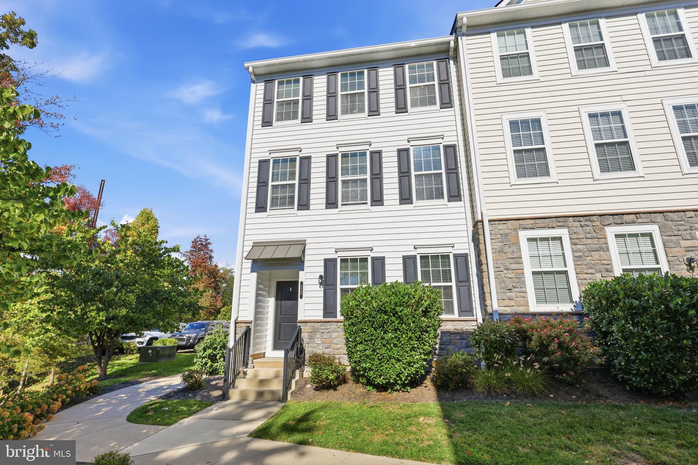 12 Jessop Ln Property Photo 1