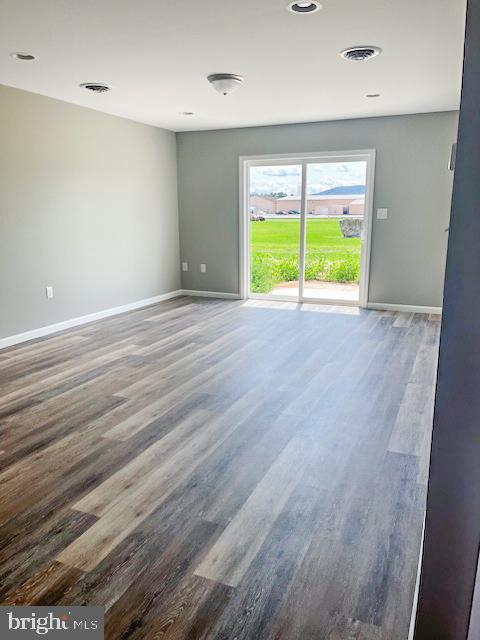 16 Pacific Avenue Property Photo 2