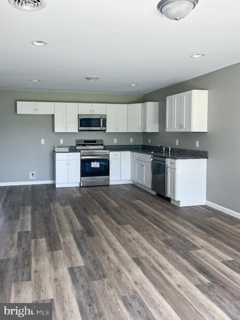 16 Pacific Avenue Property Photo 3
