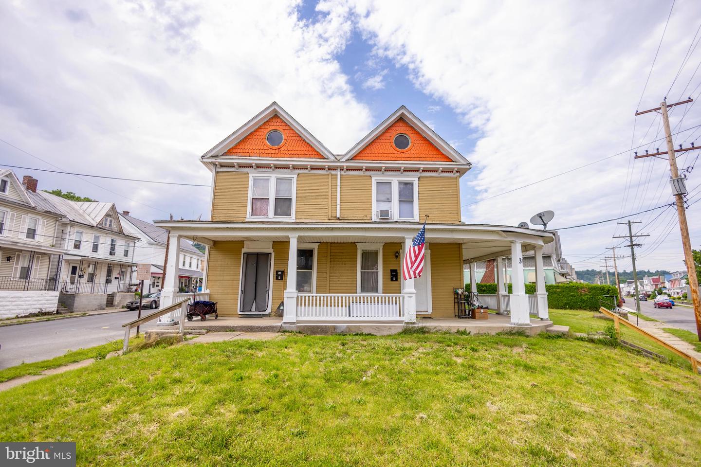 3 Shaw Ave Property Photo 2