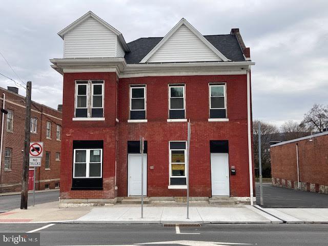 25 Marble St Property Photo