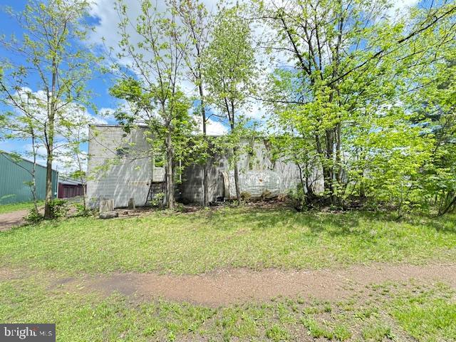 439 Fairview Ave Property Photo 10
