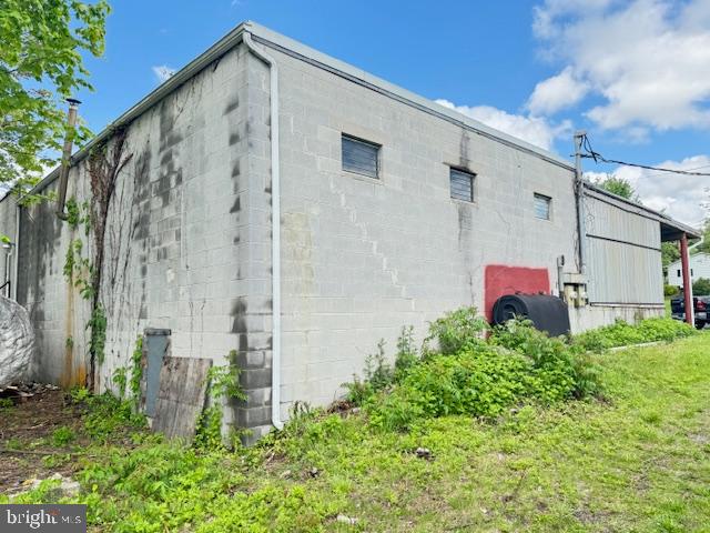 439 Fairview Ave Property Photo 11