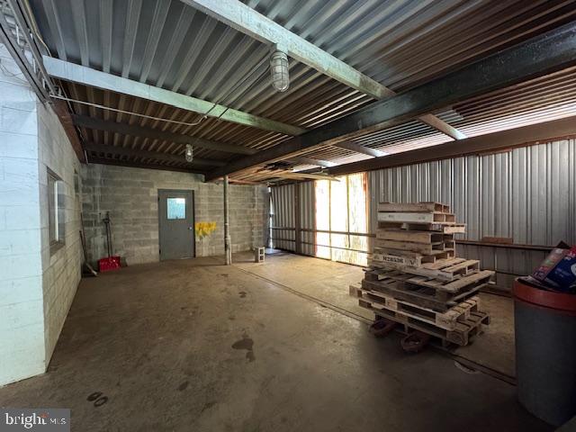 439 Fairview Ave Property Photo 23