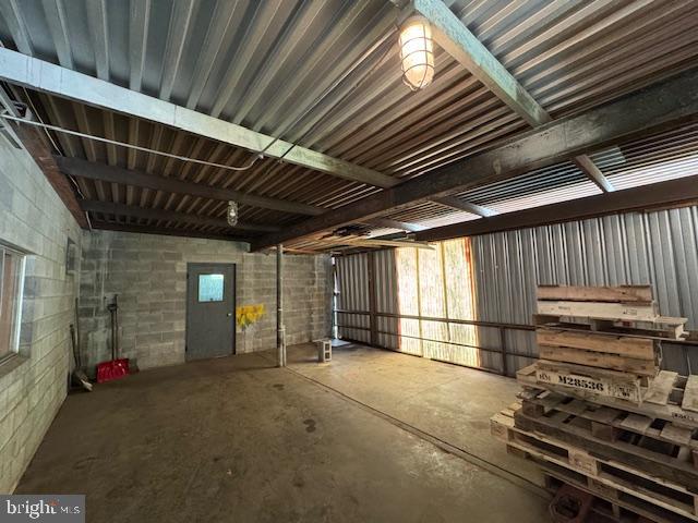 439 Fairview Ave Property Photo 25