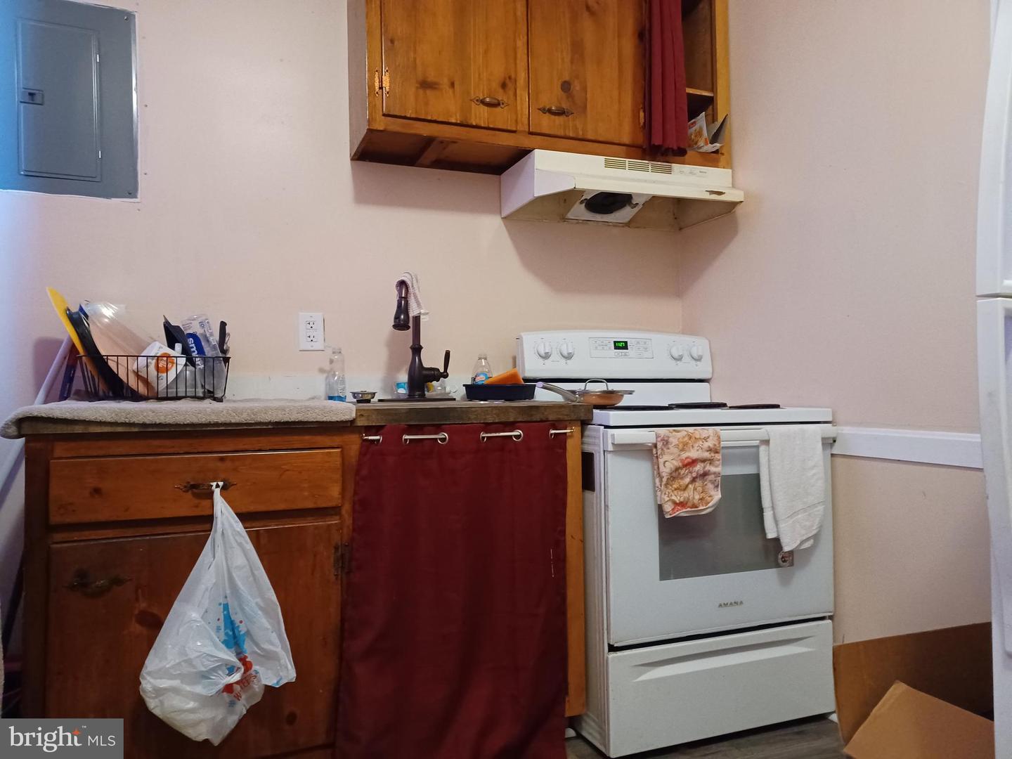 52 Chestnut St Property Photo 56