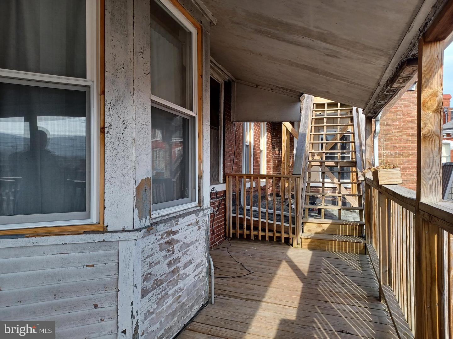 52 Chestnut St Property Photo 75