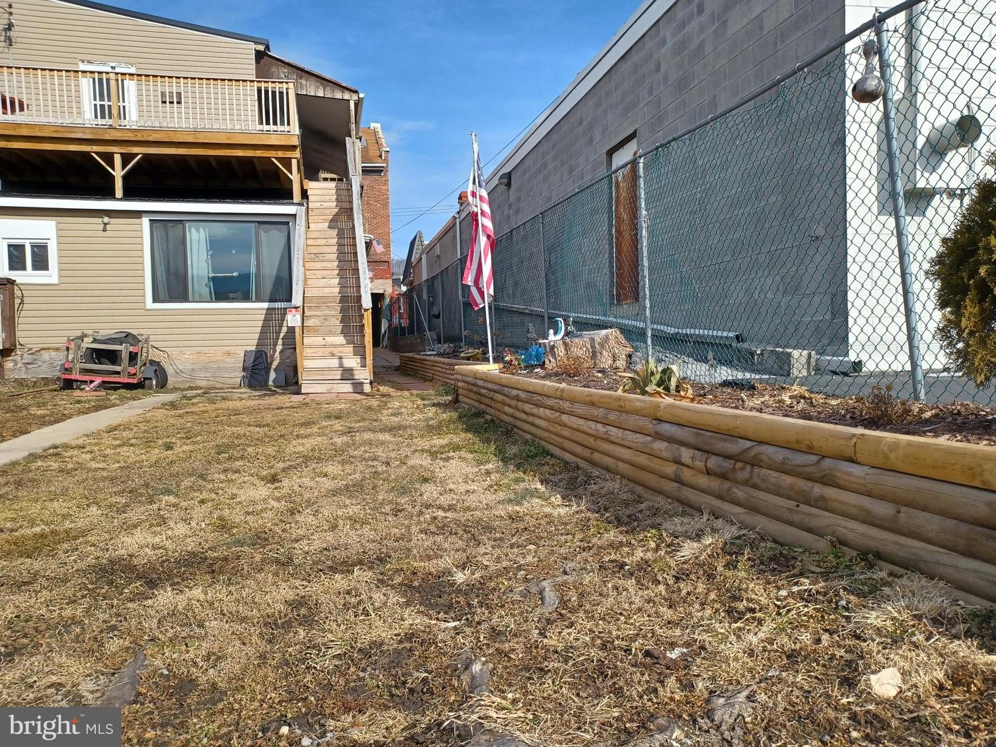 52 Chestnut St Property Photo 86