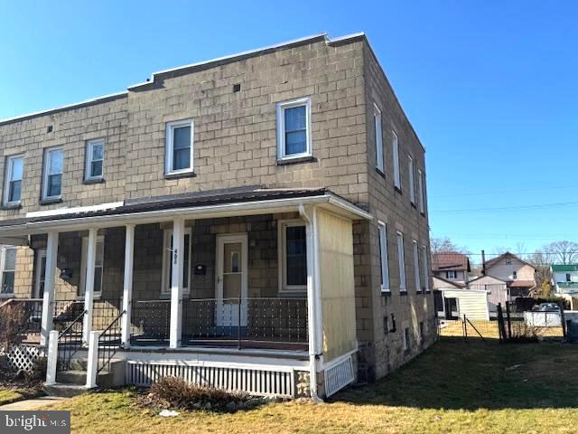 408 S Wayne St Property Photo