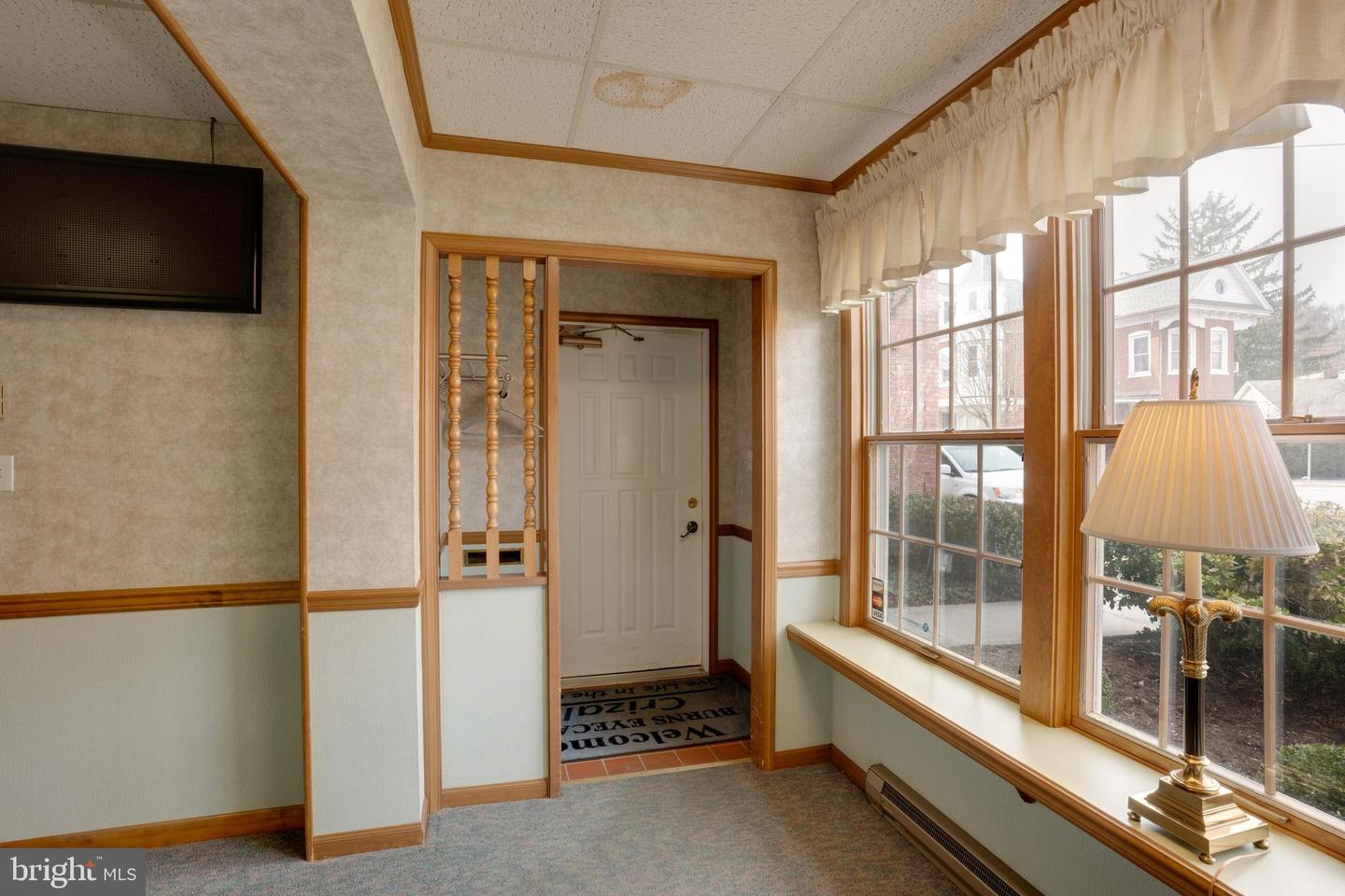 54 Chestnut St Property Photo 5