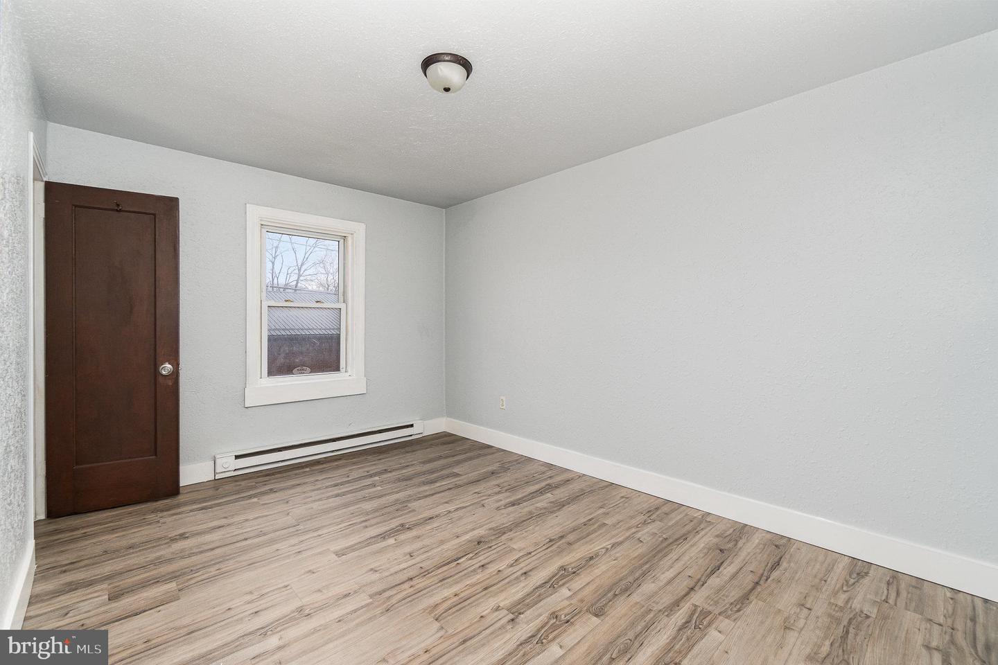 20 S Main St Property Photo 22