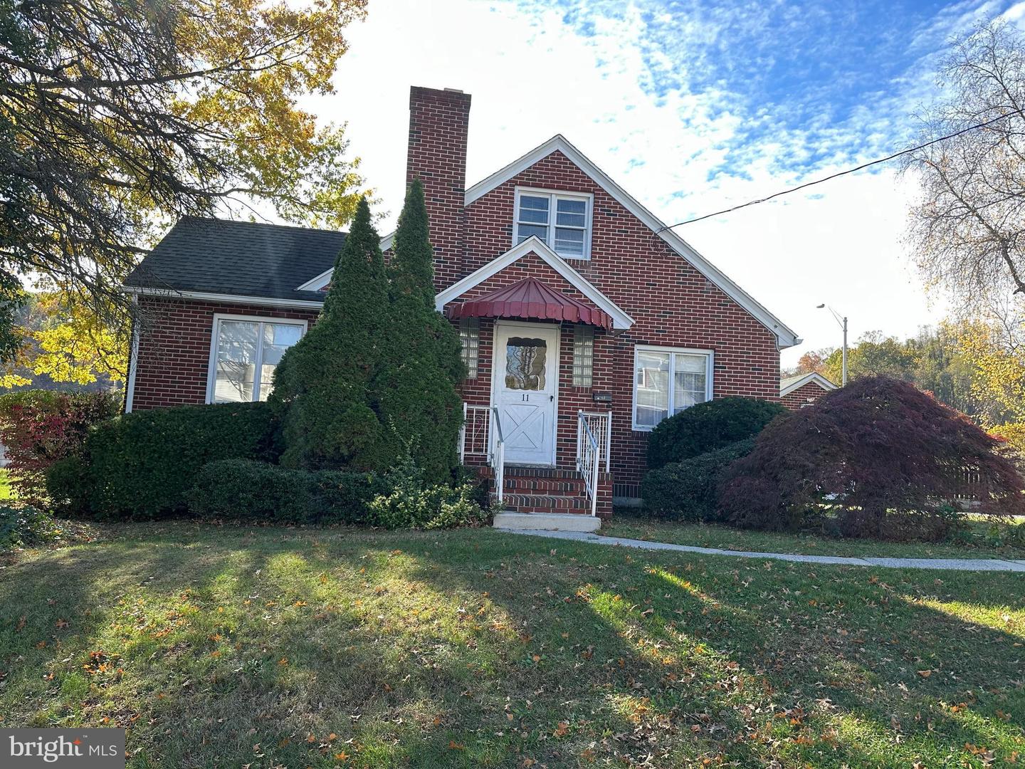 11 First St Property Photo 1