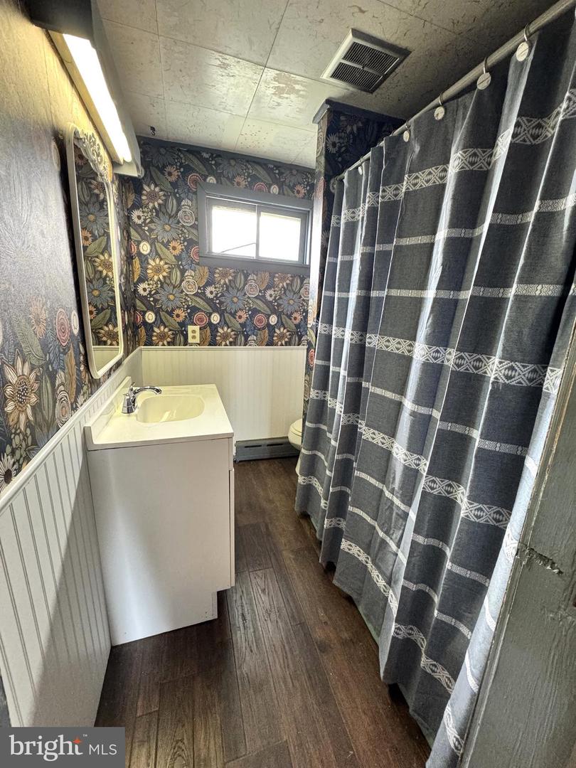 12 Maclay St Property Photo 18