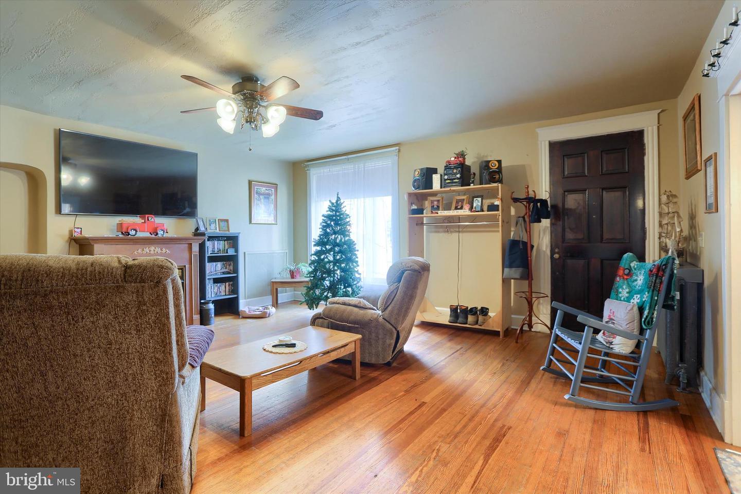3947 W Main St Property Photo 7