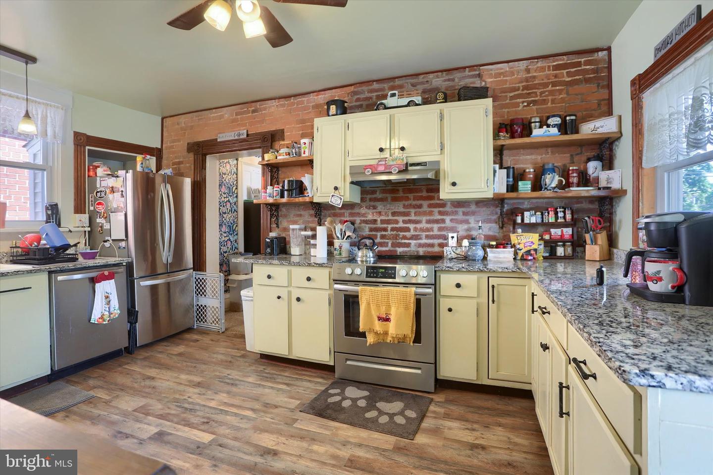 3947 W Main St Property Photo 15